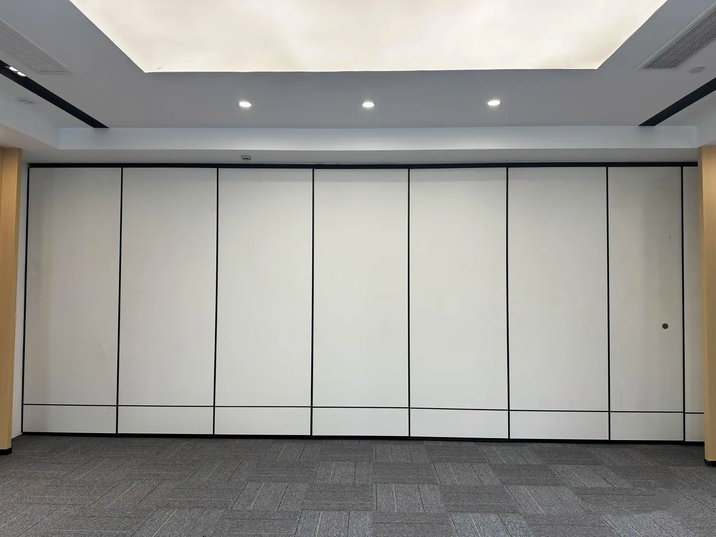 جدار فاصل متحرك آلي قابل للطي، - مراجعة Office Furniture Manufacturers وسعره